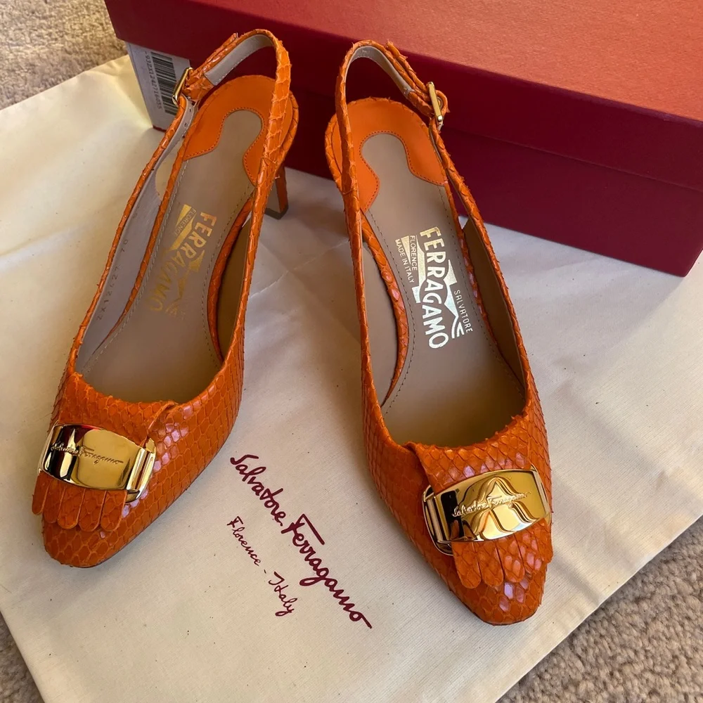 SALVATORE FERRAGAMO Gardenia Python Skin Orange Pebble Calf Heels Size 5 1/2 C - Picture 3 of 11